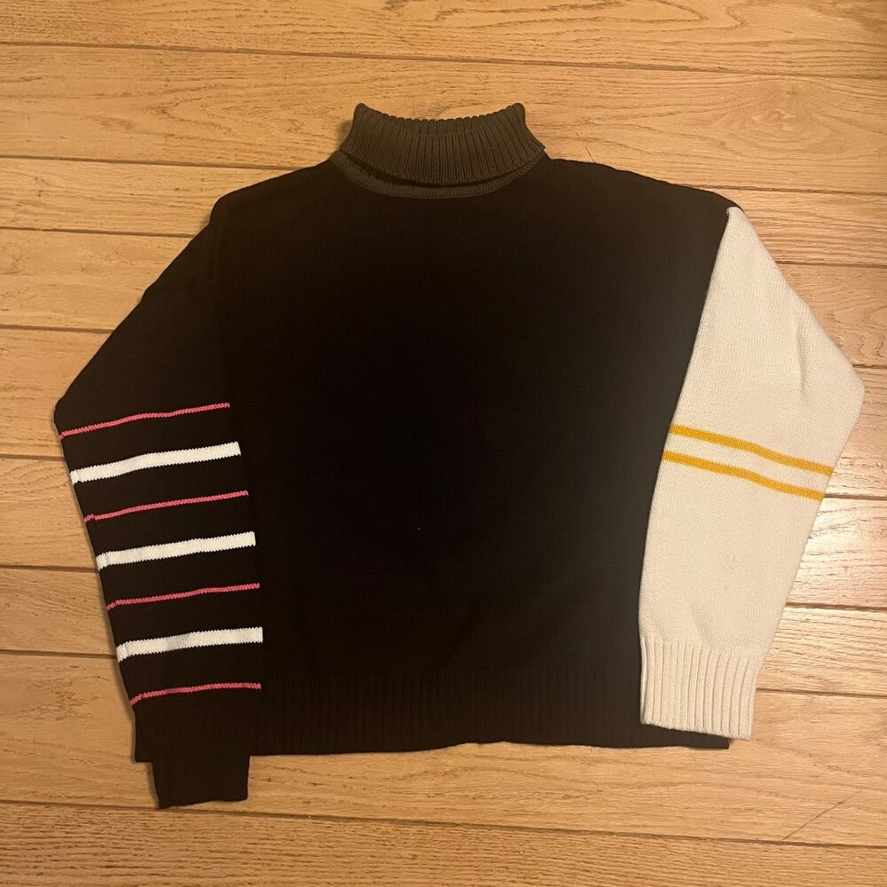 Rachel by Rachel Roy colorblock sweater - like new - size Large